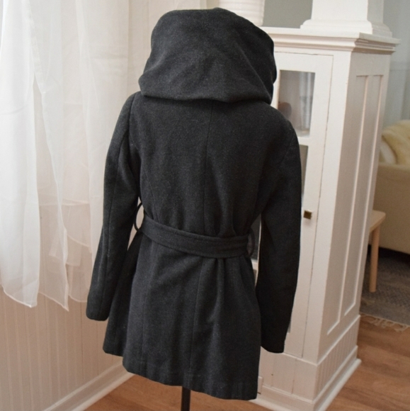 ***Sold***Maternity coat - Picture 4 of 4